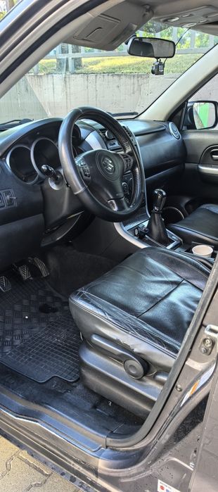 Suzuki grand vitara 2, an 2011