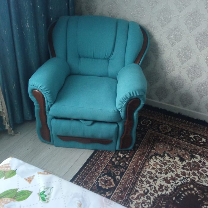 Мягкий уголок в отличном состоянии