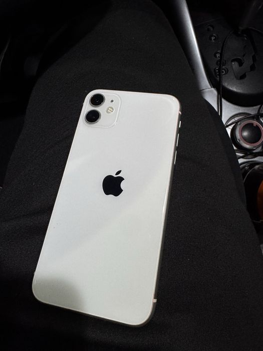 Продам iphone 11  128gb EAC 76%акм