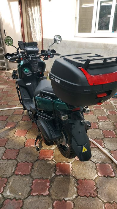 Продам мопед танк!