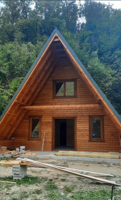 Construim cabane tip Aframe (acceptam variante auto)