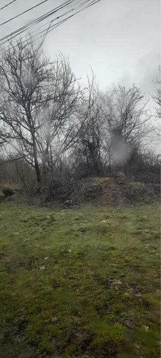 Продава се дворно място в регулация 2250 кв. м. На ъгъл - с. Селановци