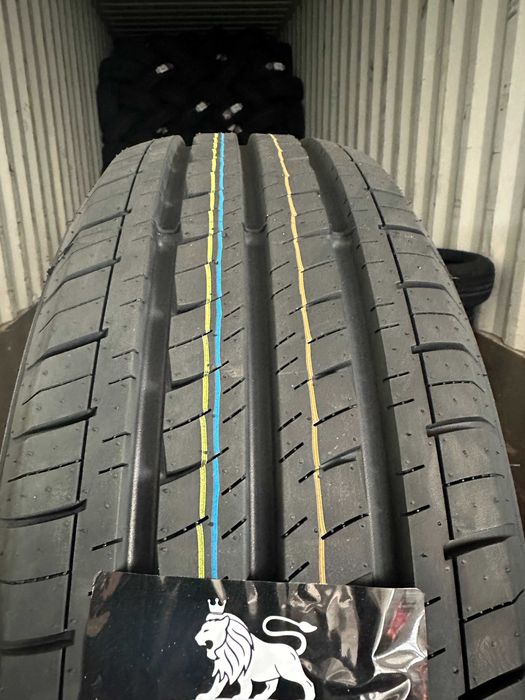 Нови летни бусови гуми ARIVO TRANSITO 205/70R15C 106/104R НОВ DOТ