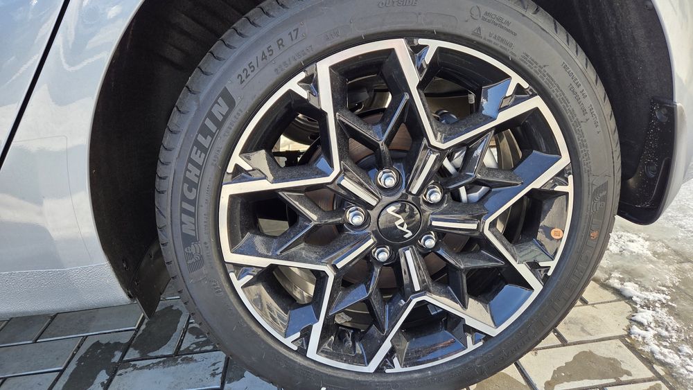 Продам Шины Мишлен