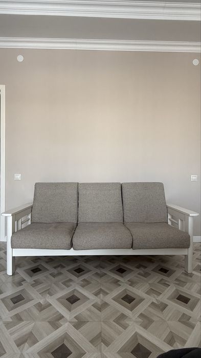 Диван не большой