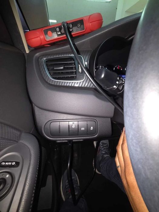 Kia Carens TOP Екстри Реален пробег и 6 месеца гаранция!!!