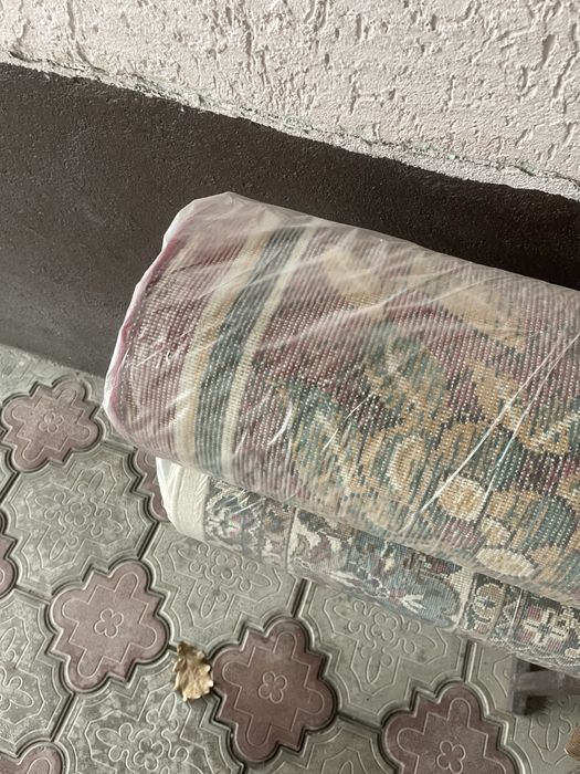 Ковер красный большой 5:2,5