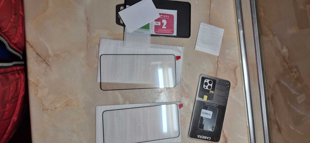 Протектори за Samsung Galaxy S21