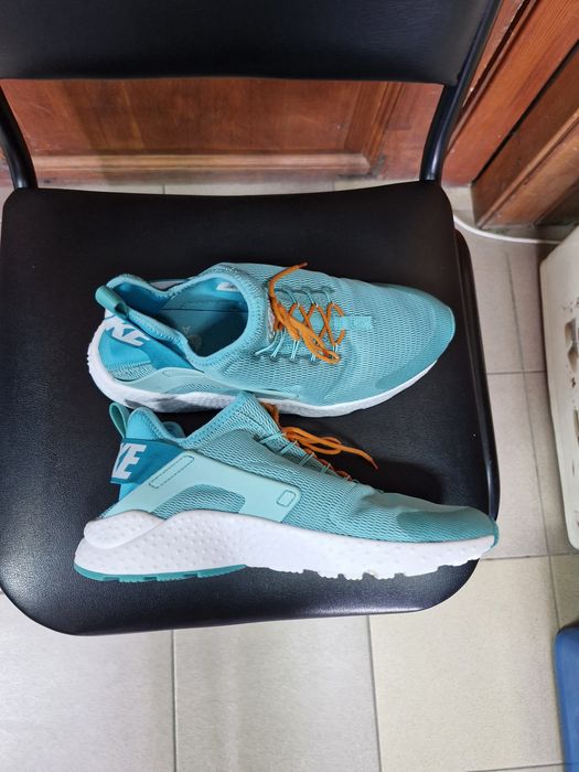 Продам кроссовки мужские NIKE б/у. 42 размер.