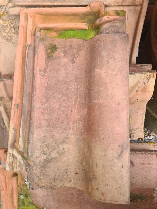 Керемиди около 100бр