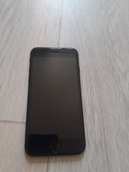 IPhone se 2020года 128Gb идеал