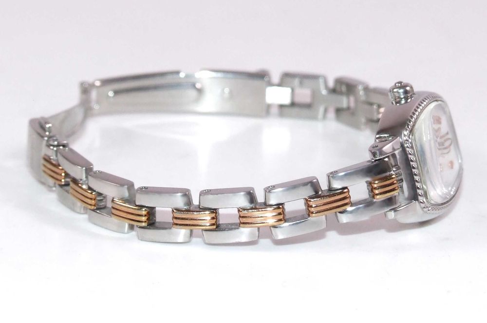Ceas SEIKO V117, alimentare solara si cu baterie, inoxidabil, Made in Japan, NOU