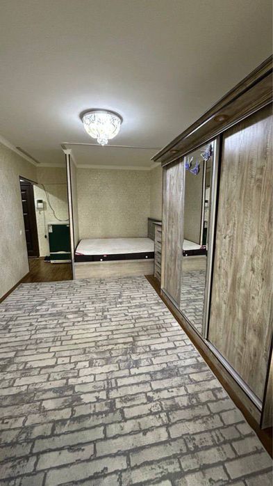 Срочно 1х Октяабирь базар сдаётся