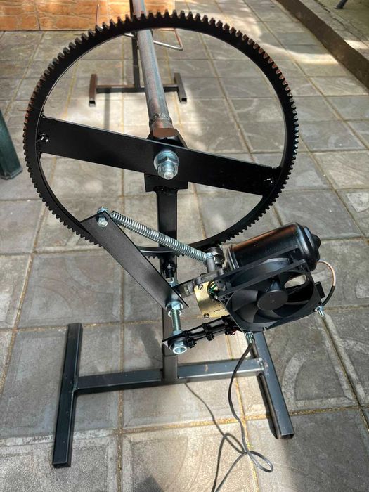 Rotisor Electric cu sursa de alimentare continua