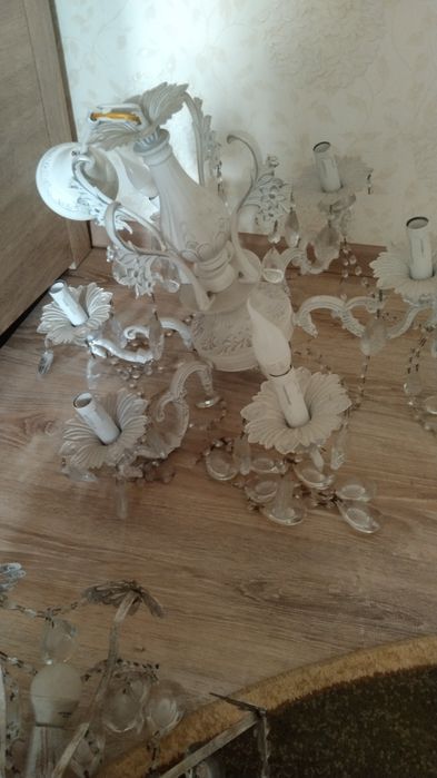 Продается люстра