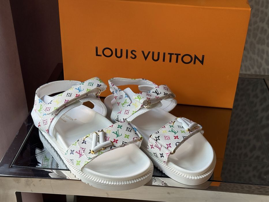 Sandale Louis Vuitton nr 36