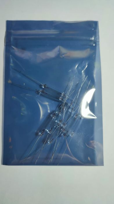 Аксиальные миниатюрные лампочки