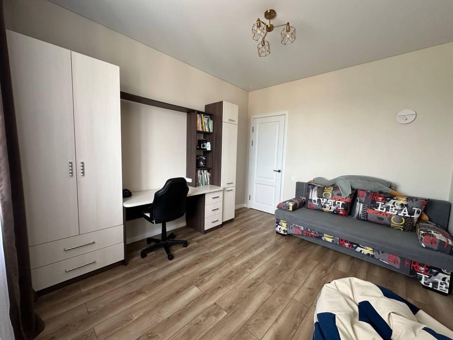 Срочно 3 ком.кв район 8 школы