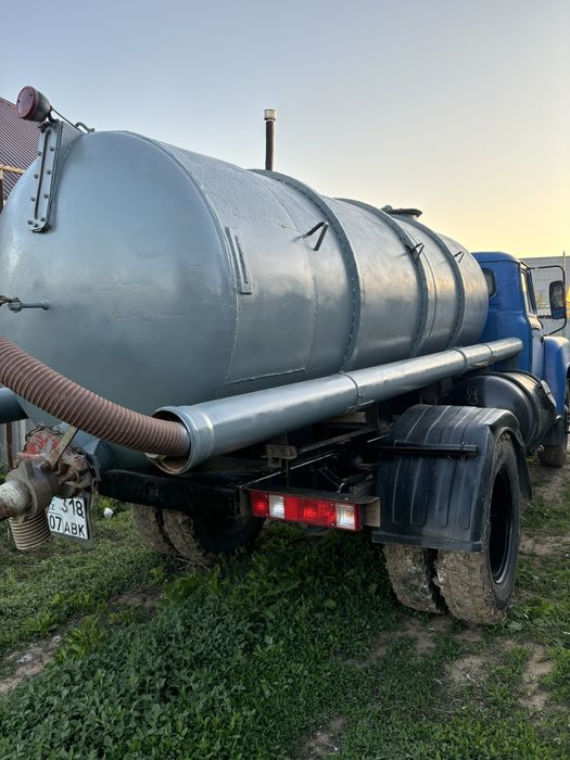 Продам ваккум Машина газ 53