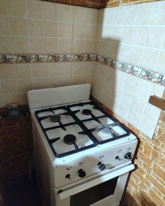 Сдаётся  2/4/9 комнатная квартира в Сергелийском районе.