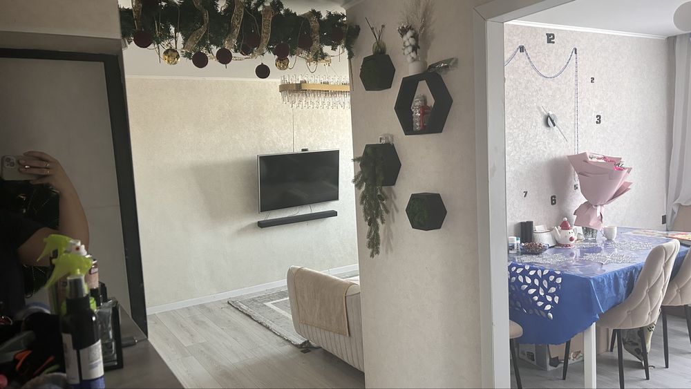 Продам 4х комнатную квартиру