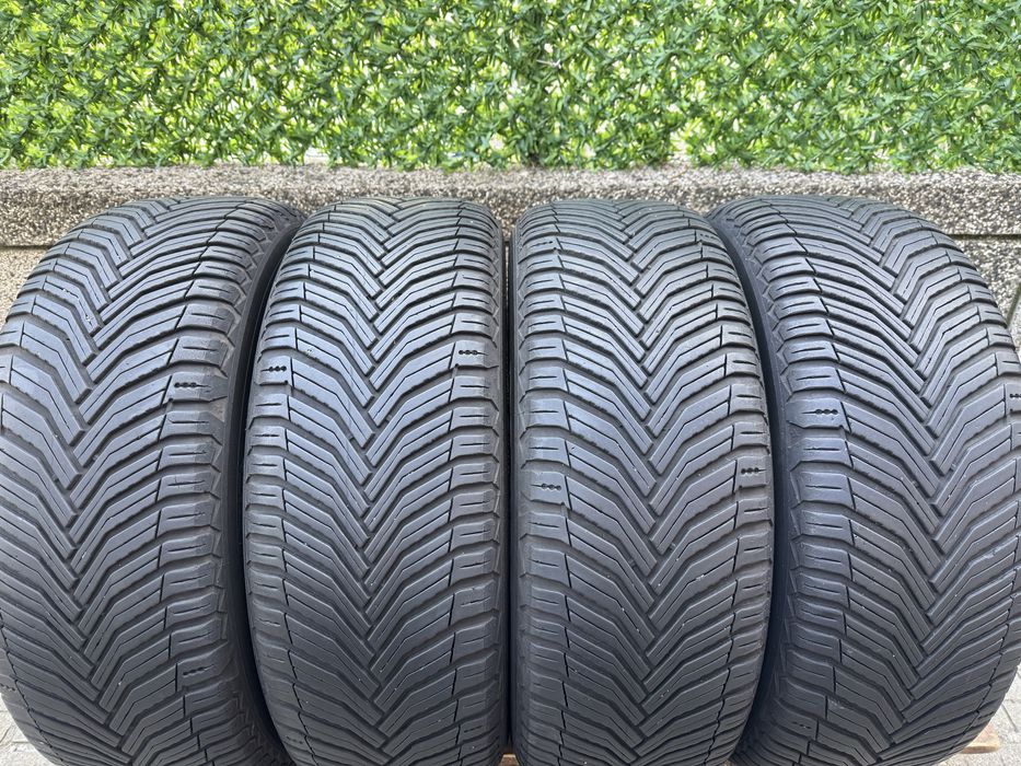 Автомобилни гуми 215 60 16 Mishelin