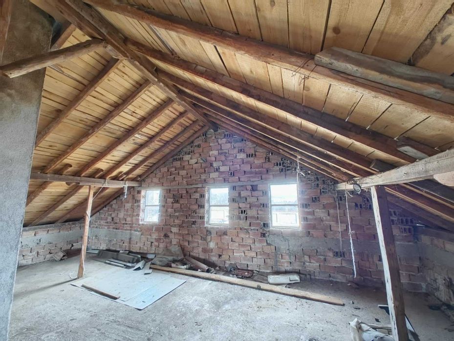 Продаваме имот с къща - с. Богомилово