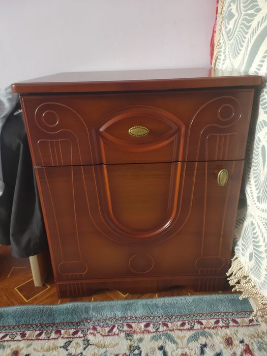 Продам спальный гарнитур