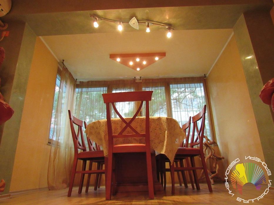 Дава се под наем Тристаен апартамент в Бургас, Възраждане - 110 кв.м за 382.5 € - Снимка #3