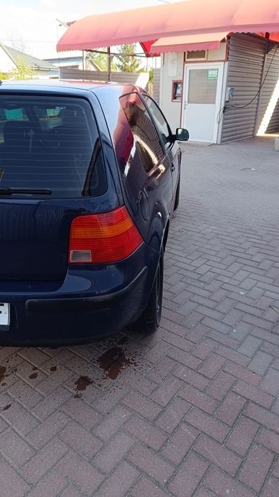 VOLKSWAGEN Golf 2002 — imagine 5