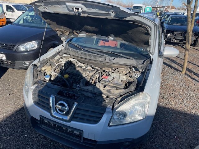 Dezmembrez Nissan Qashqai 2.0 DCI an 2007 Euro 4 150cp