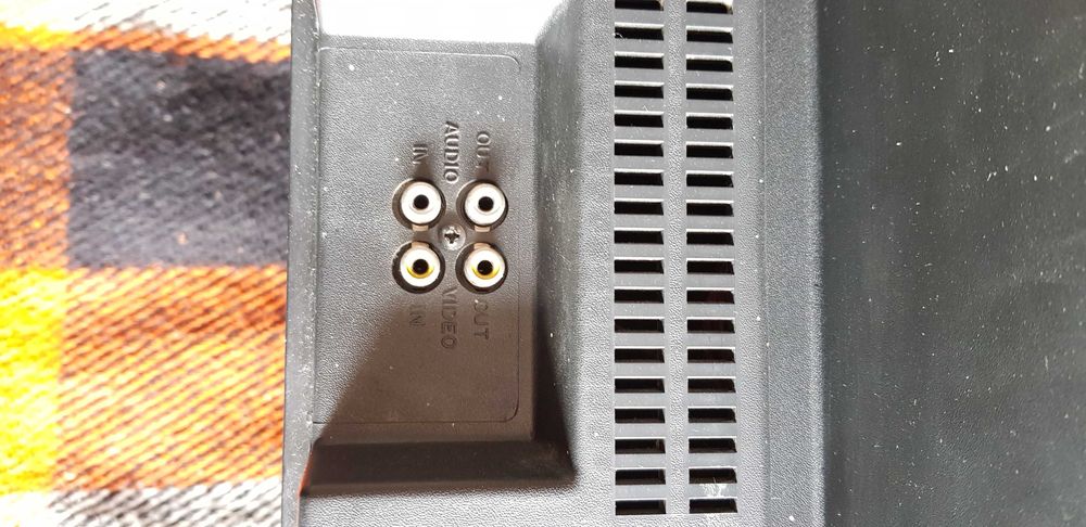 Телевизор  SHIVAKI STV-148M4