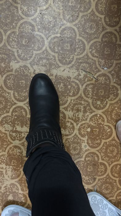 Женские зимние сапоги