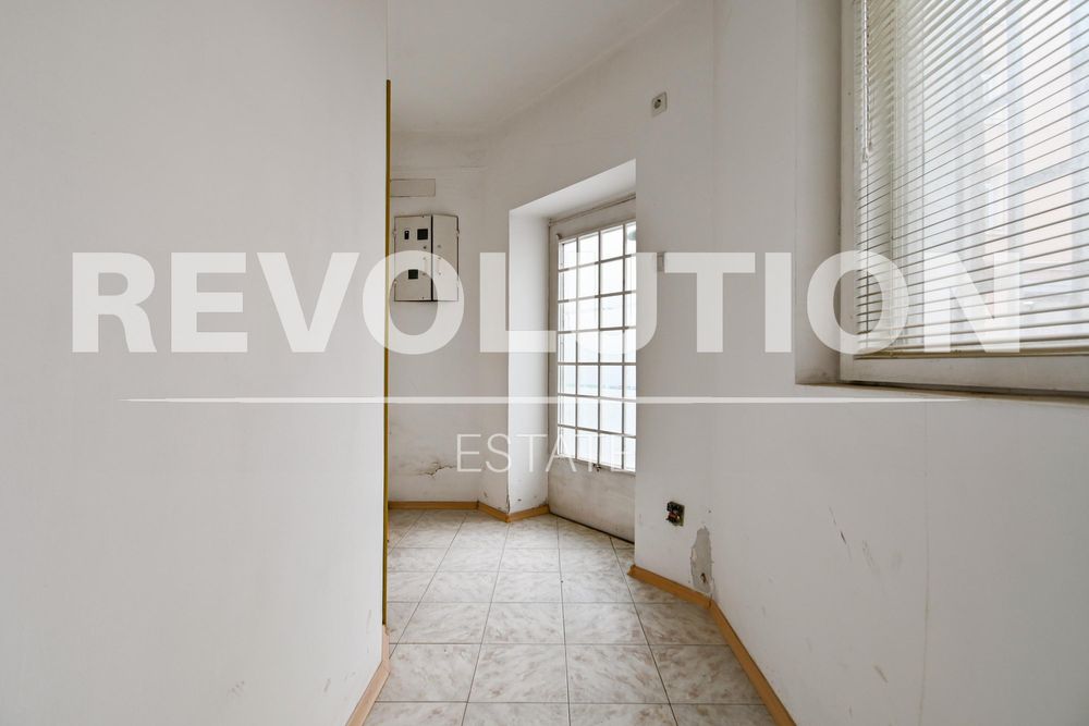 Дава се под наем Къща в София, Център - 150 кв.м за 1500 € - Снимка #6