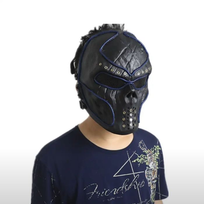 Светящийся лазерный шлем