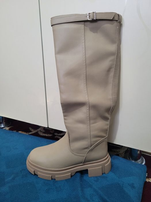 Новые сапоги натуралка полностью