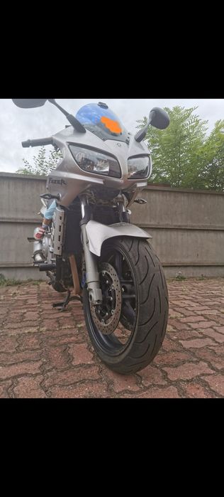 Yamaha fzr1000 an 2003