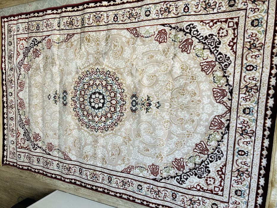 Срочно продам ковер