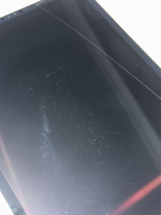 Продам iPad 11 pro 2 поколения со стилусом
