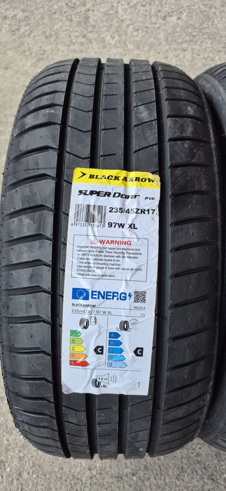 4 anvelope vara noi Blackarrow 235/45/17,dot 2025.Pretul este pe buc.