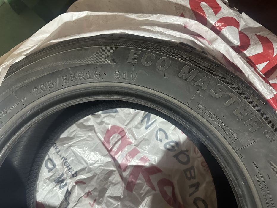 Продам летние шины 205/55 16