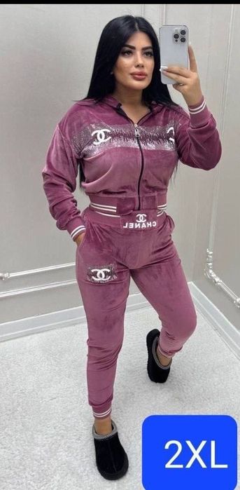 Compleu damă diferite modele