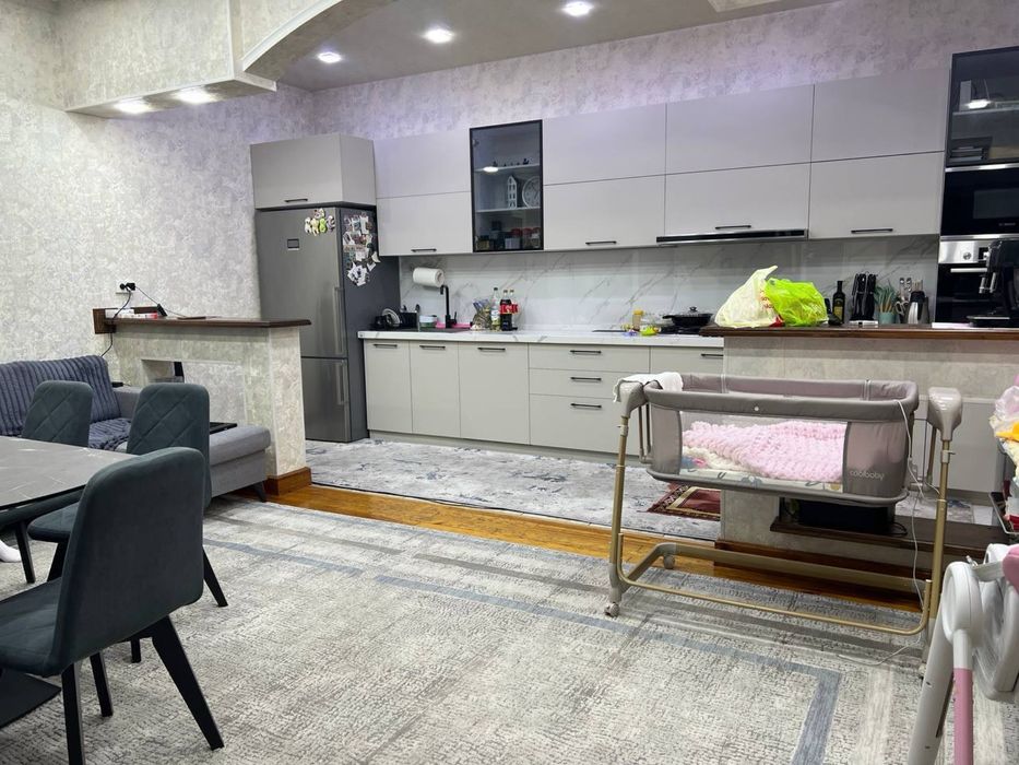 Продам дом центр Луначарского