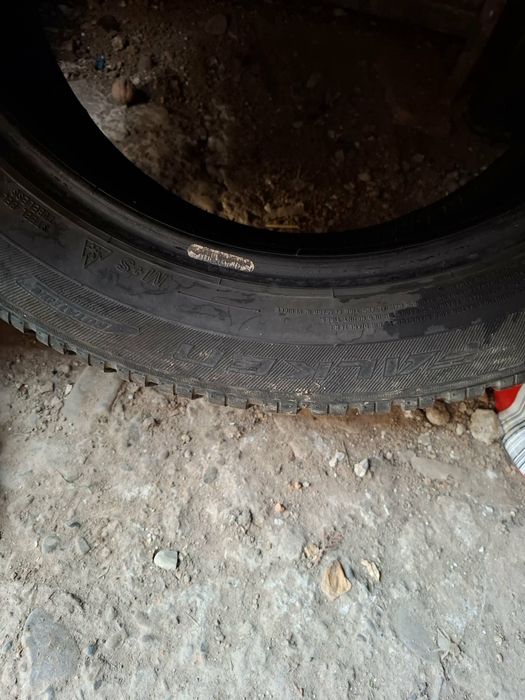 Vând anvelopa cauciuc de iarna M+S Falken 215 55 R18