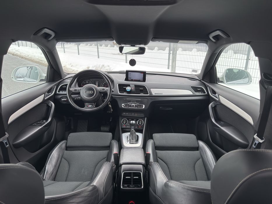 Audi Q3 // S-line // 184 cp // Quattro