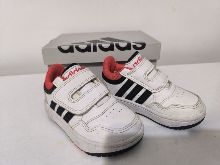 Adidas обувки номер 21