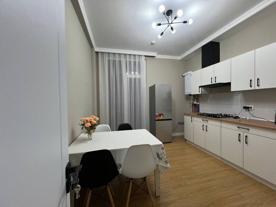 Сдаю квартиру в Мирза Улугбекском районе 2х комнатная для семьи