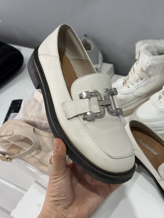 Каждая по 5000тг