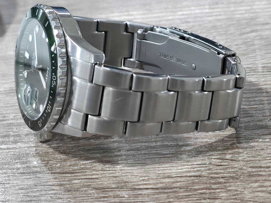 Часовник Fossil Blue Dive