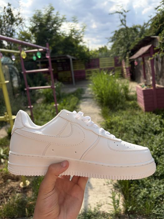 Nike Air Force 1 White